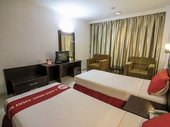 Nida Rooms Ratulangi 17 Trans Studio Makassar Esterno foto